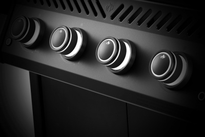 Газовый гриль NAPOLEON Rogue PRO 30 Phantom Griddle