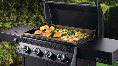 Газовый гриль NAPOLEON Rogue PRO 30 Phantom Griddle